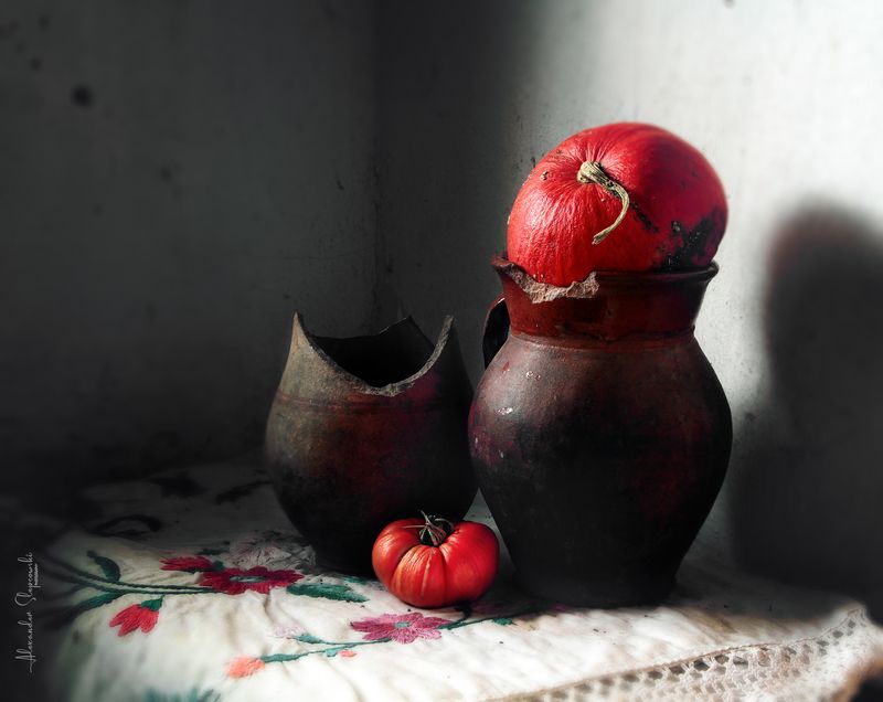 pumpkin and tomato With orange pumpkin and tomato фото превью