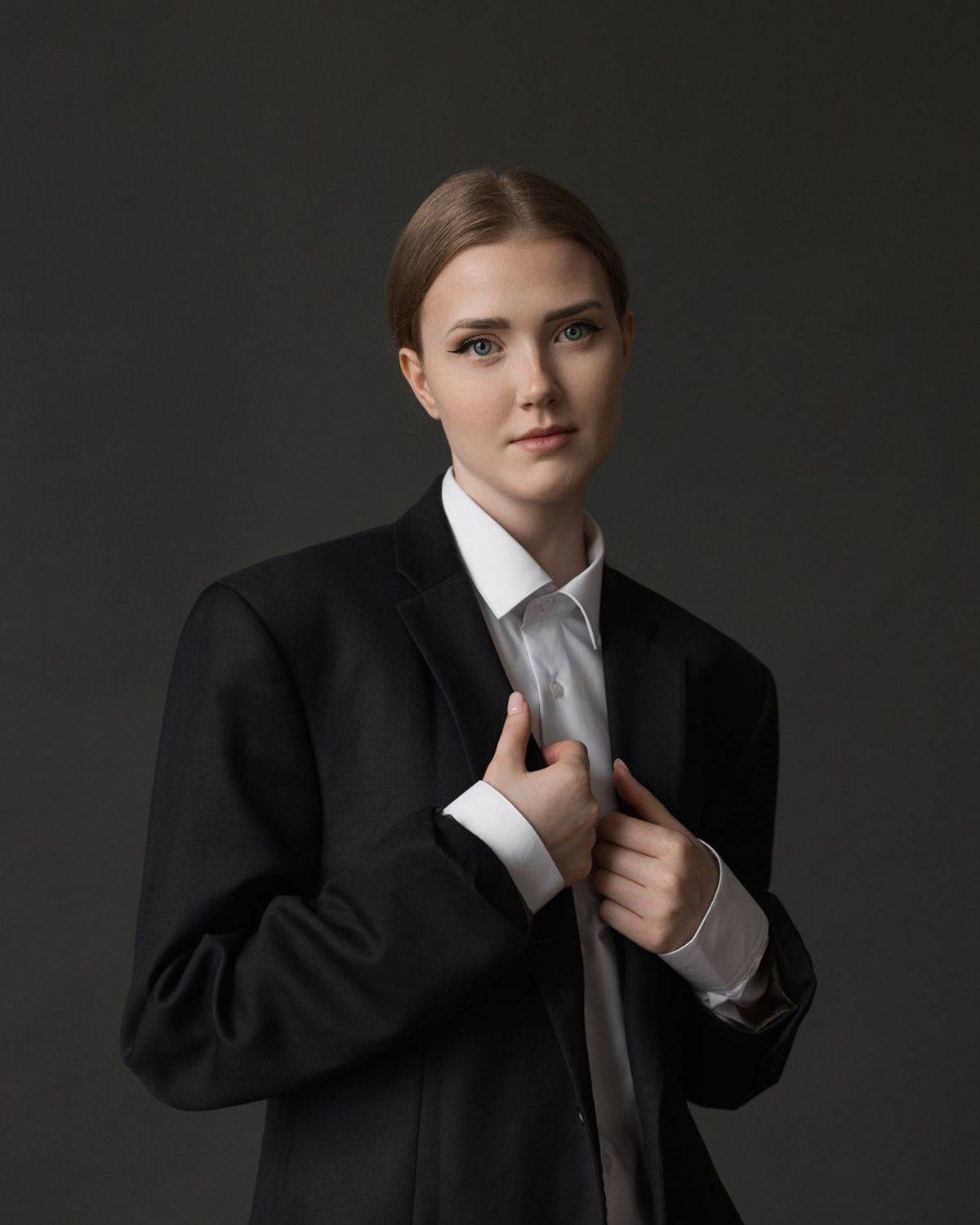 , Александр Емельянов