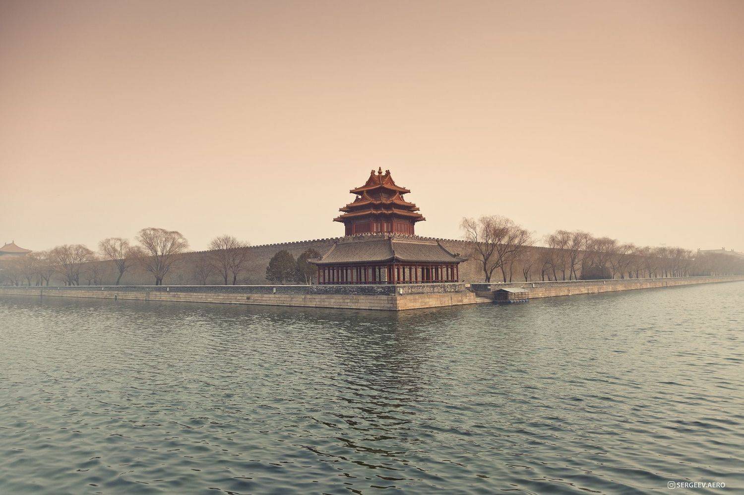 китай, азия, город, восток, культура, запретный город, архитектура, туман, вода, путешествие, смог, утро, озеро, пекин, здание, забор, china, asia, city, fog, lake, east, culture, water,forbidden city, architecture, travel, smog, morning, beijing, buildin, Сергеев Кирилл
