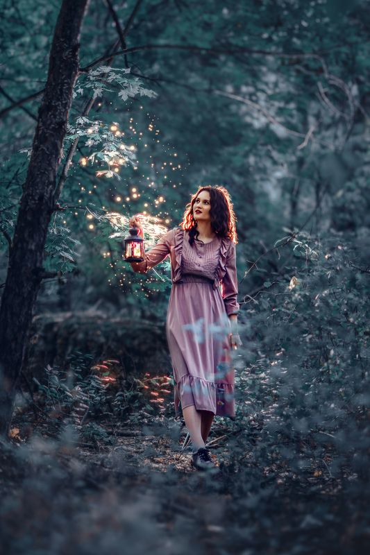 Vertical, One Person, Photography, Young Women, Outdoors, Nature, Forest, Dress, Day, Beauty, magic, girl, autumn, blue, purple, fire Magic autumn forest фото превью
