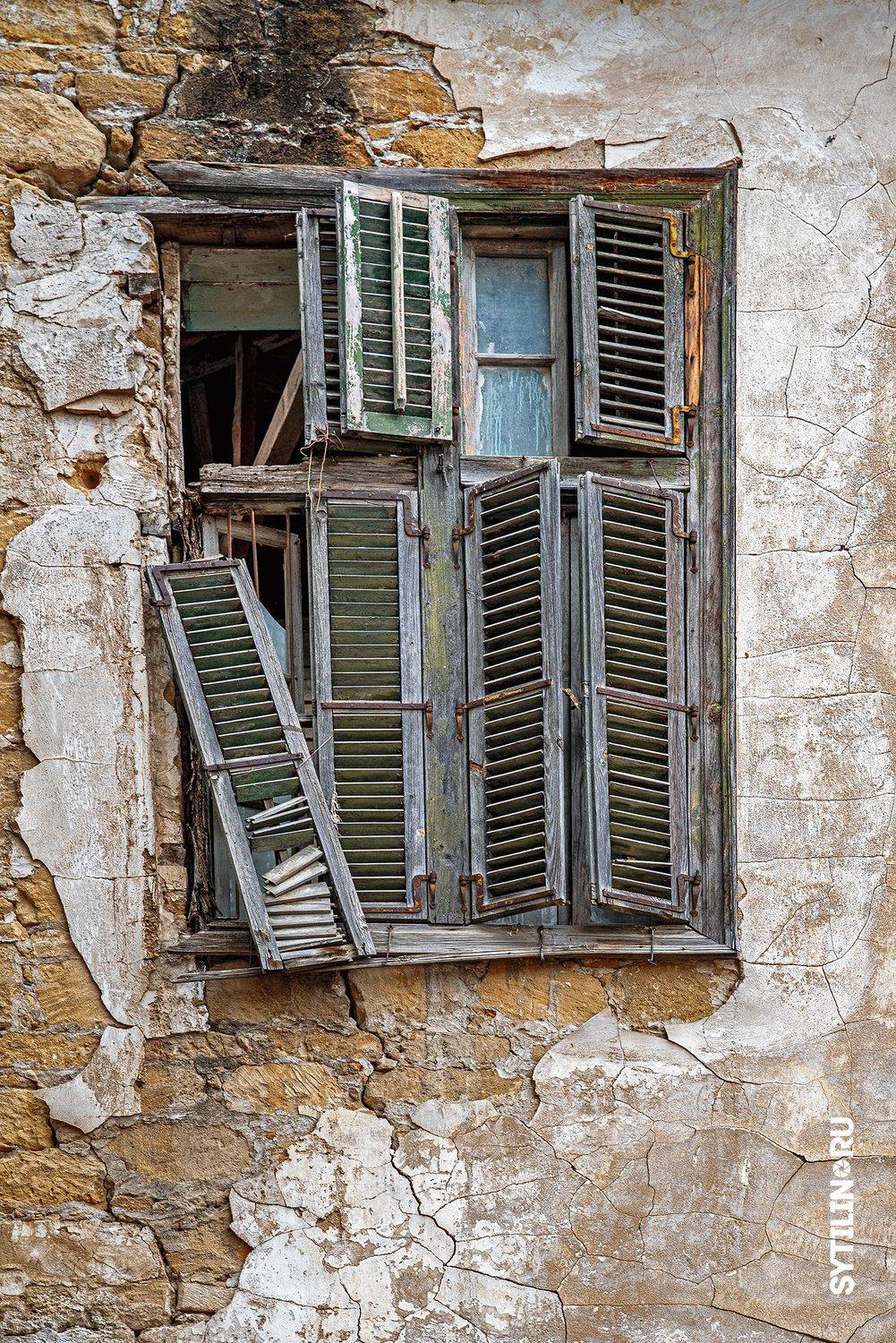 окно, кипр, старый, разрушение, заброшенный, война, буферная зона, северный кипр, граница, никосия, руины, , Сытилин Павел