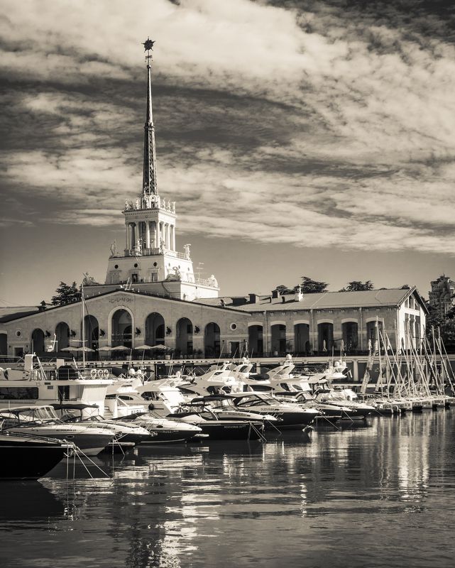 Морской вокзал Сочи фото превью