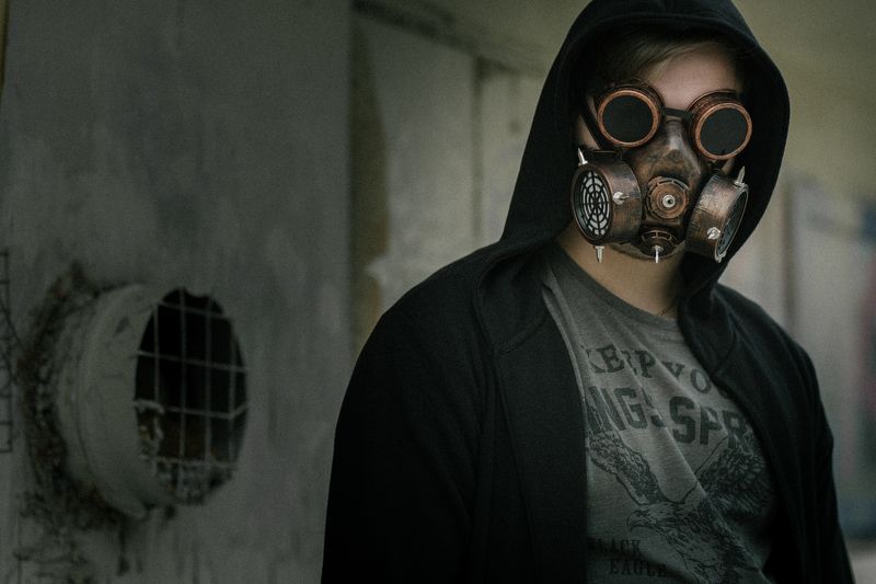 В жанре Метро 2033 фото превью