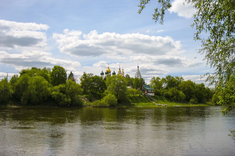 Коломна. Берег Москвы-реки. фото превью