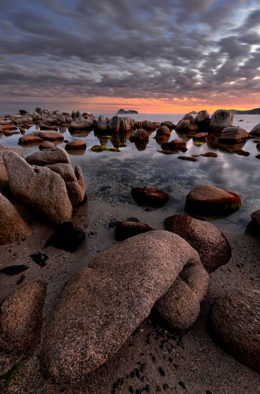 Вода камень...гнёт фото превью
