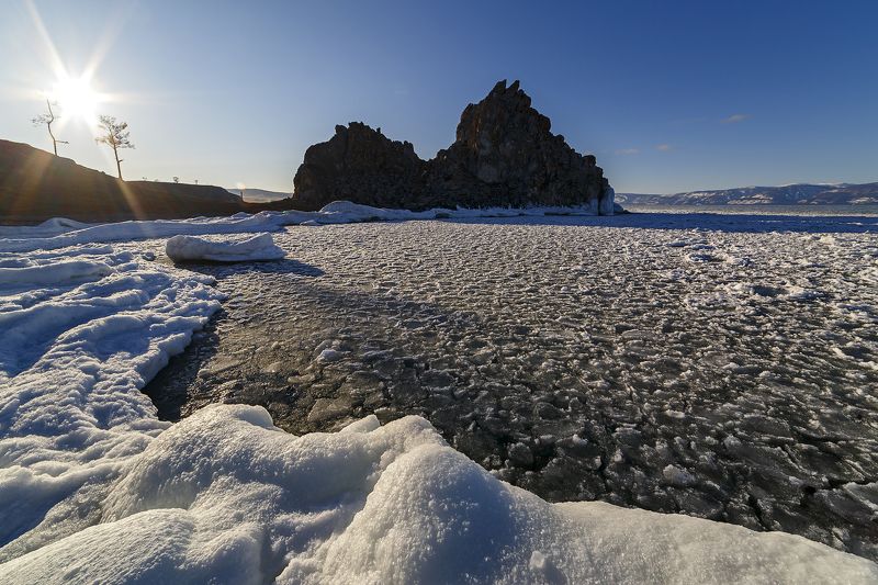Скала Шаманка. декабрь фото превью