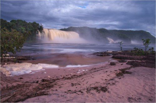 Розовые сны. Или сумерки в Канайме.