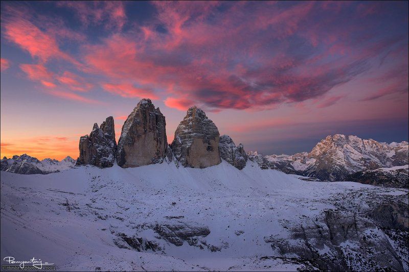 Alps, Dawn, Di lavaredo, Dolomites, Drei zinnen, Italy, Mountains, Snow, South tyrol, Sunrise, Three peaks, Tre cime Color Show At Dawn фото превью
