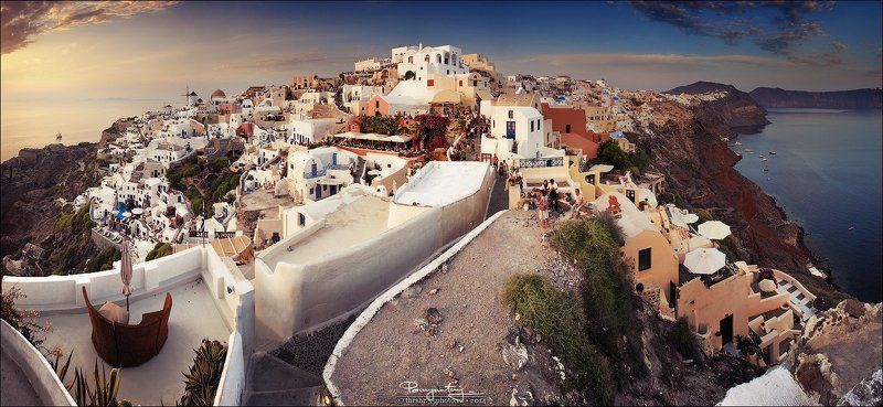 Oia #4, Места \