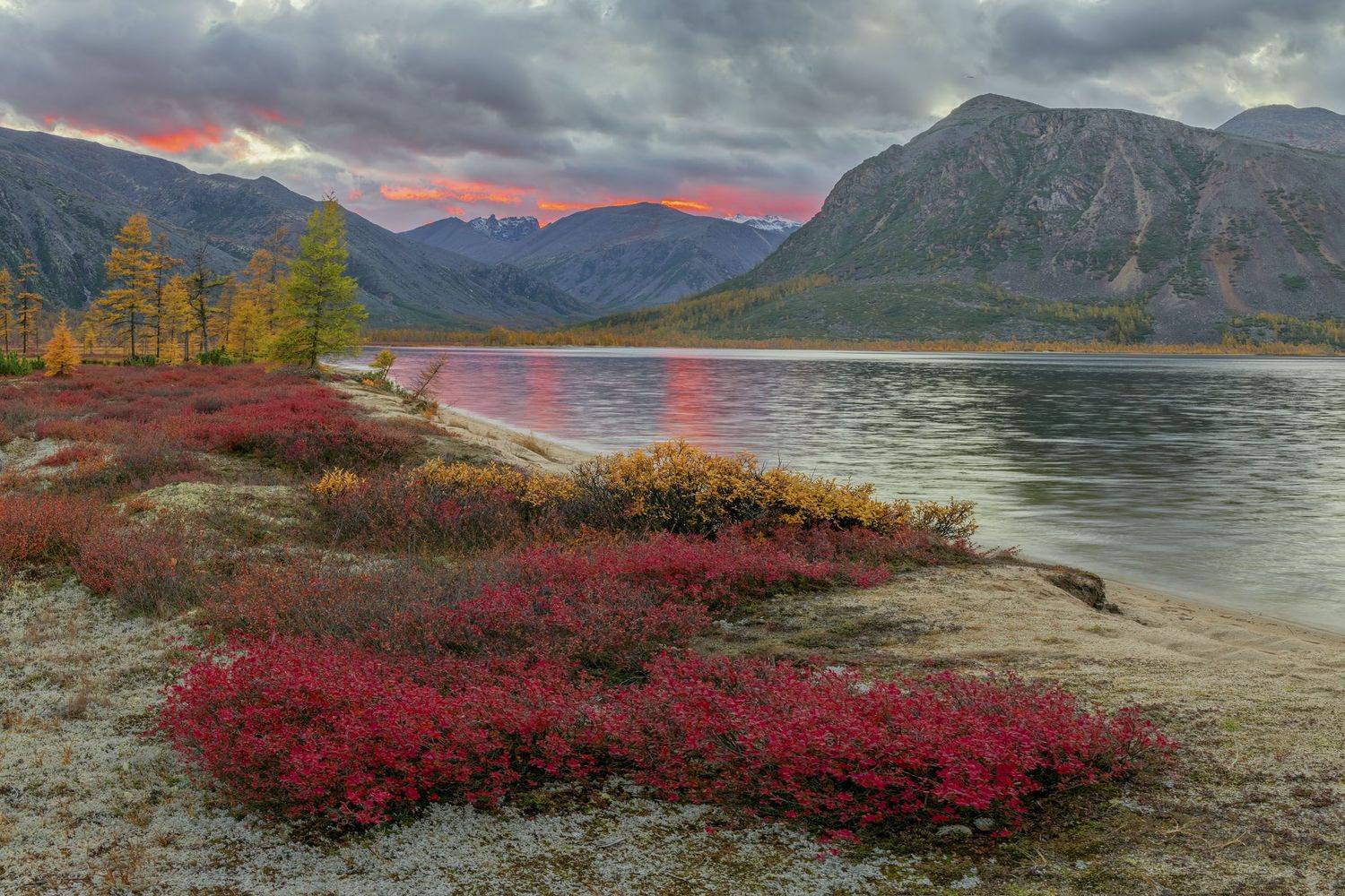 Фототуры с Владимиром Рябковым, #озероджекалондона #колыма #loves_russia2 #nikonrussia #landscape_russia #ru_landscape #русскийсевер #landscapephotography #photoarena_nature #Russiannature #большаястрана #russpasibo #topnature #lovelyRussia #природаРоссии, Владимир Рябков