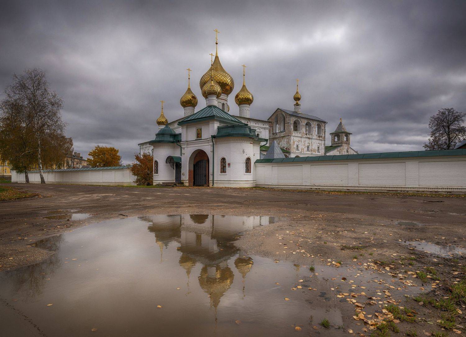 монастырь, город, лужа, очень,, Сергей Аникин