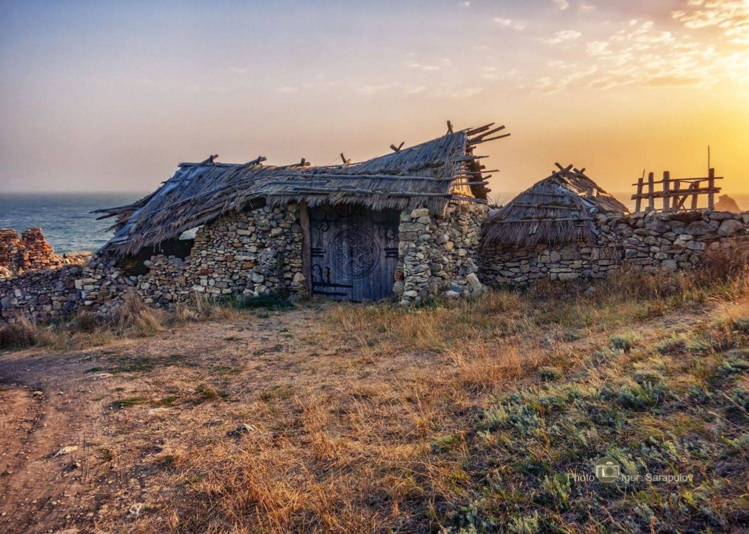 утро,  скиф, рассвет, путешествия,  путешествие на автомобиле, природный парк караларский,  крым, достопримечательности крыма,  декорации, генеральские пляжи, архитектура, азовское море,  travel by car, live for the story,, Сарапулов Игорь