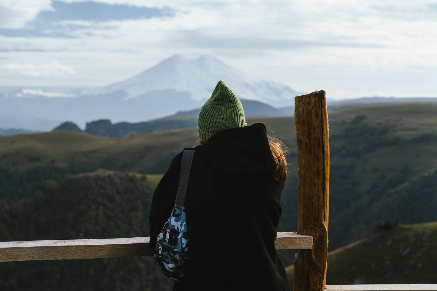landscape, mountains, nature, elbrus, caucasus, autumn, plateau, stone, desert, glacier, girl,, Бугримов Егор