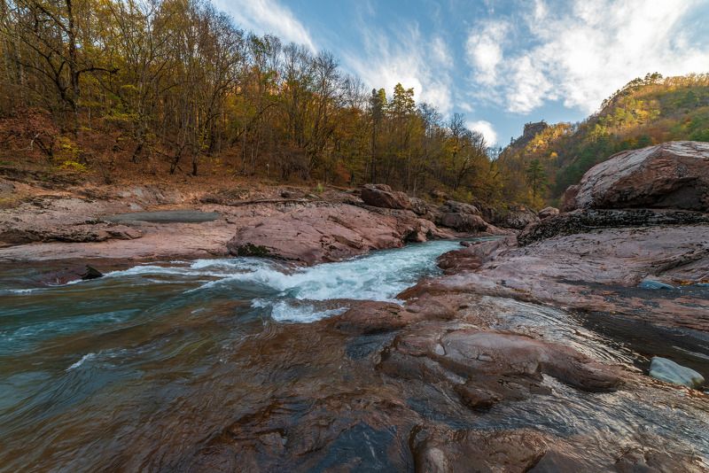 осень, река белая, гранитный каньон, адыгея  фото превью