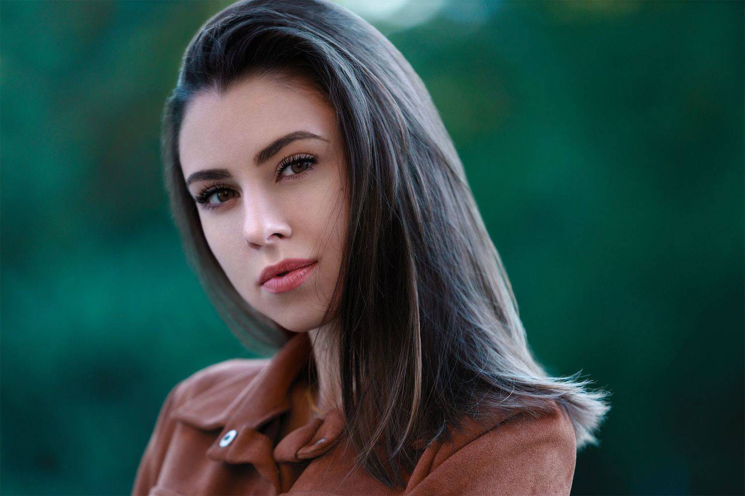 , Деян Романов