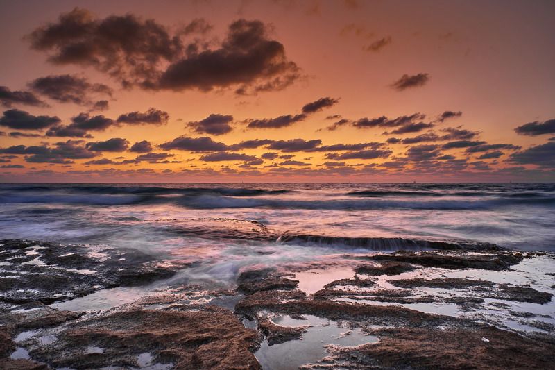 Закат на Средиземном море фото превью