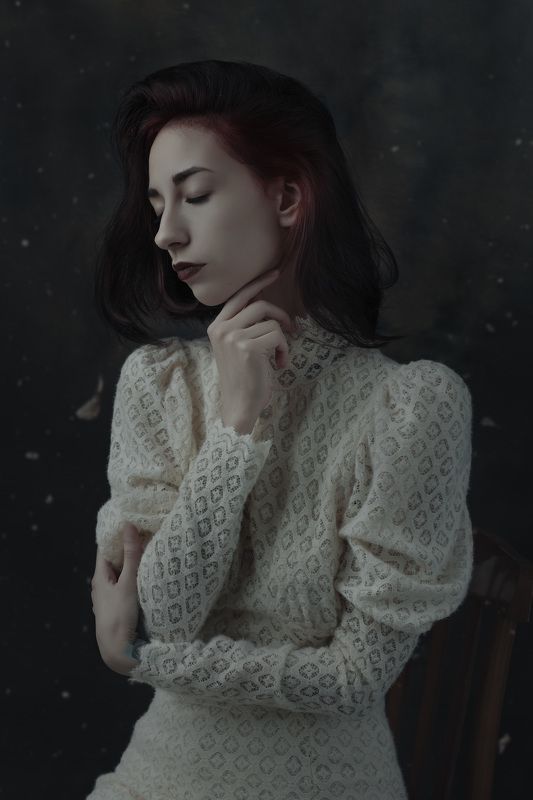 Alice in the Land of Ashes фото превью