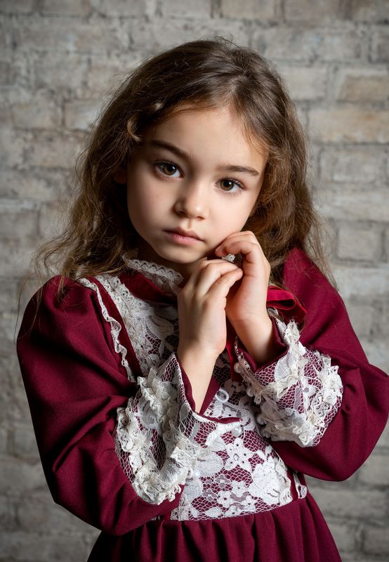 студийный портрет, детский портрет, семейный, концептуальное Арина фото превью