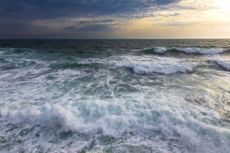 пейзаж, природа, вечер, закат, берег, небо, море Шторм фото превью