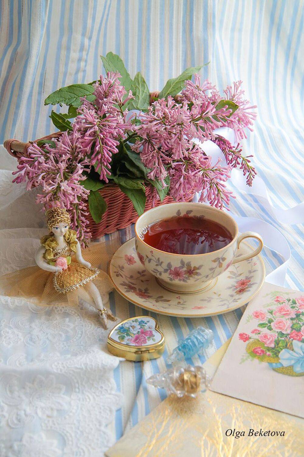 натюрморт, сирень, балеринка, Бекетова Ольга