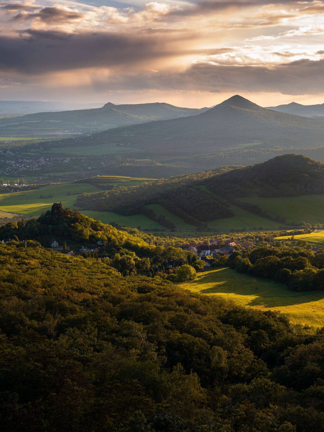 czech,czechia,central bohemian uplands,autumn,sunset,hills,skies, Slavom&iacute;r Gajdo&scaron;