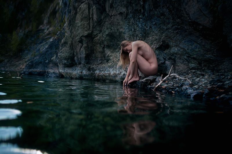 nude art girl Water фото превью