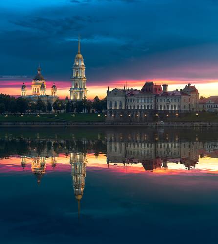 Спасо-Преображенский кафедральный собор и Рыбинский государственный музей-заповедник.
