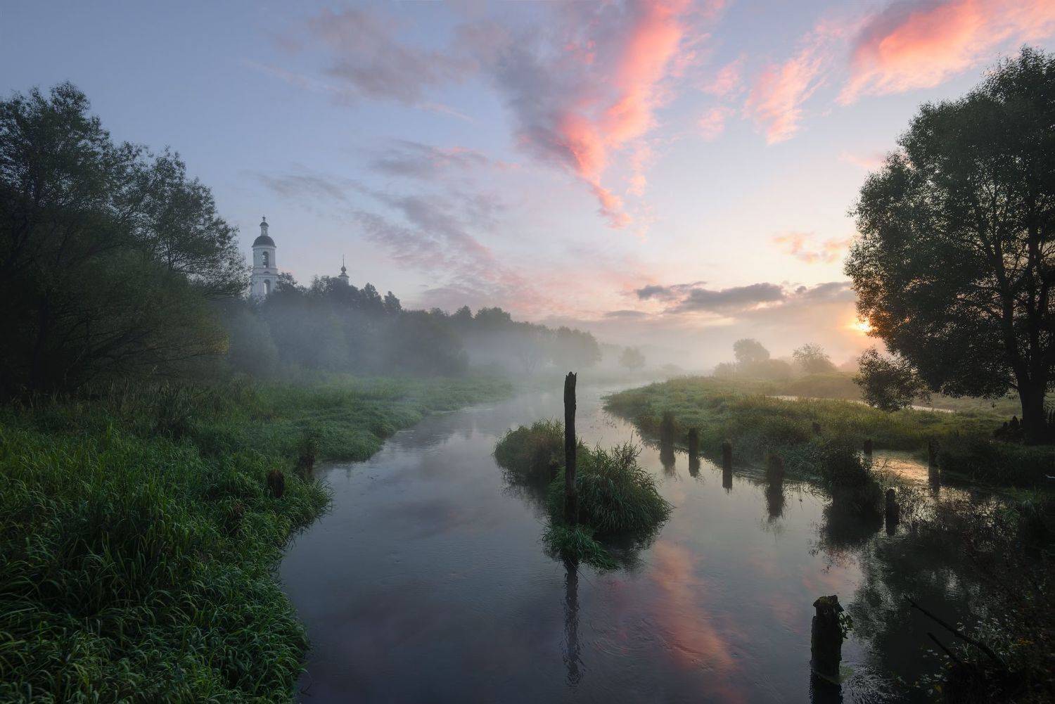 утро,рассвет,туман,солнце,небо,облака,свет,река,берег,храм,отражение, Виталий Полуэктов