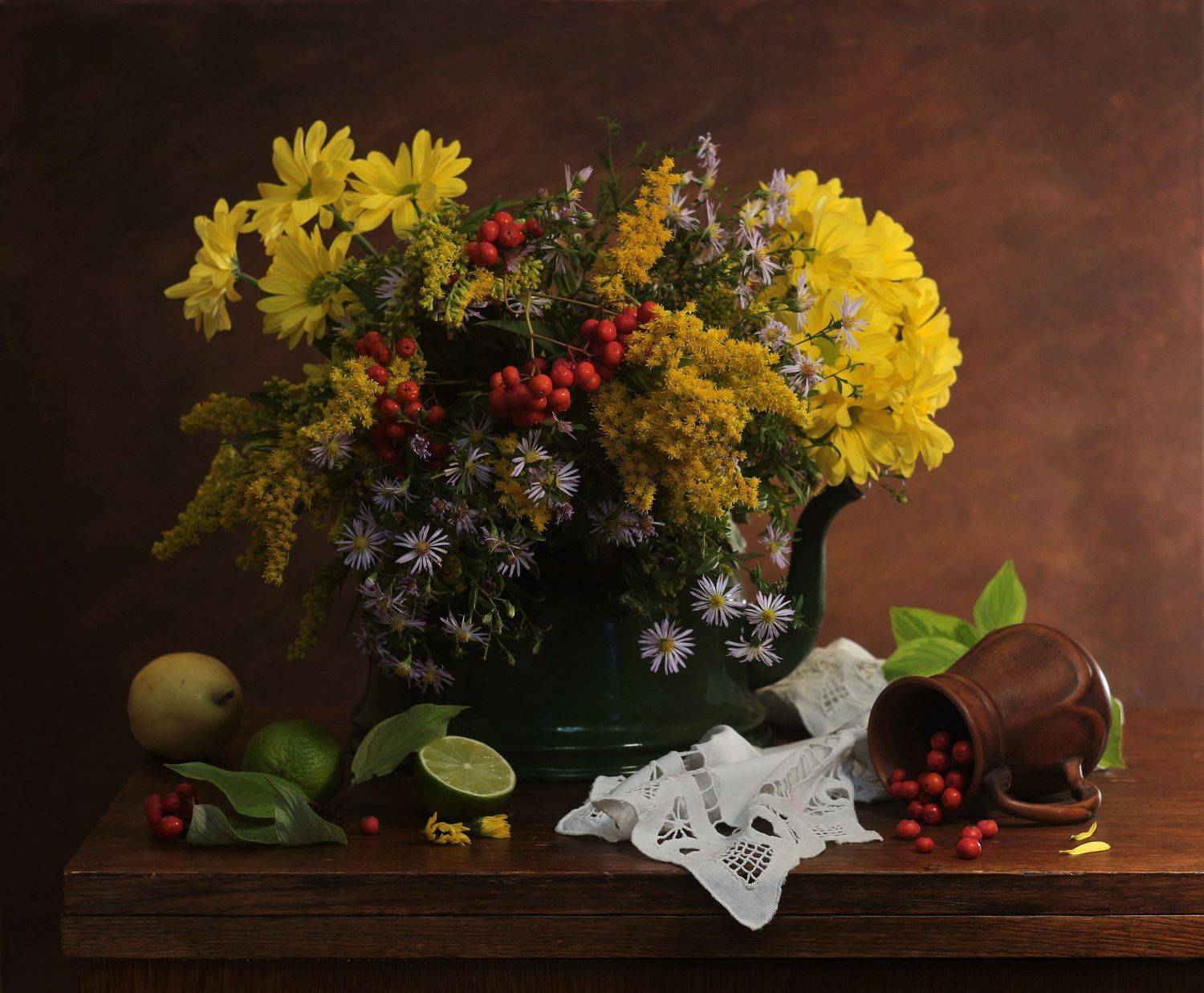 , Людмила Хрусталева*