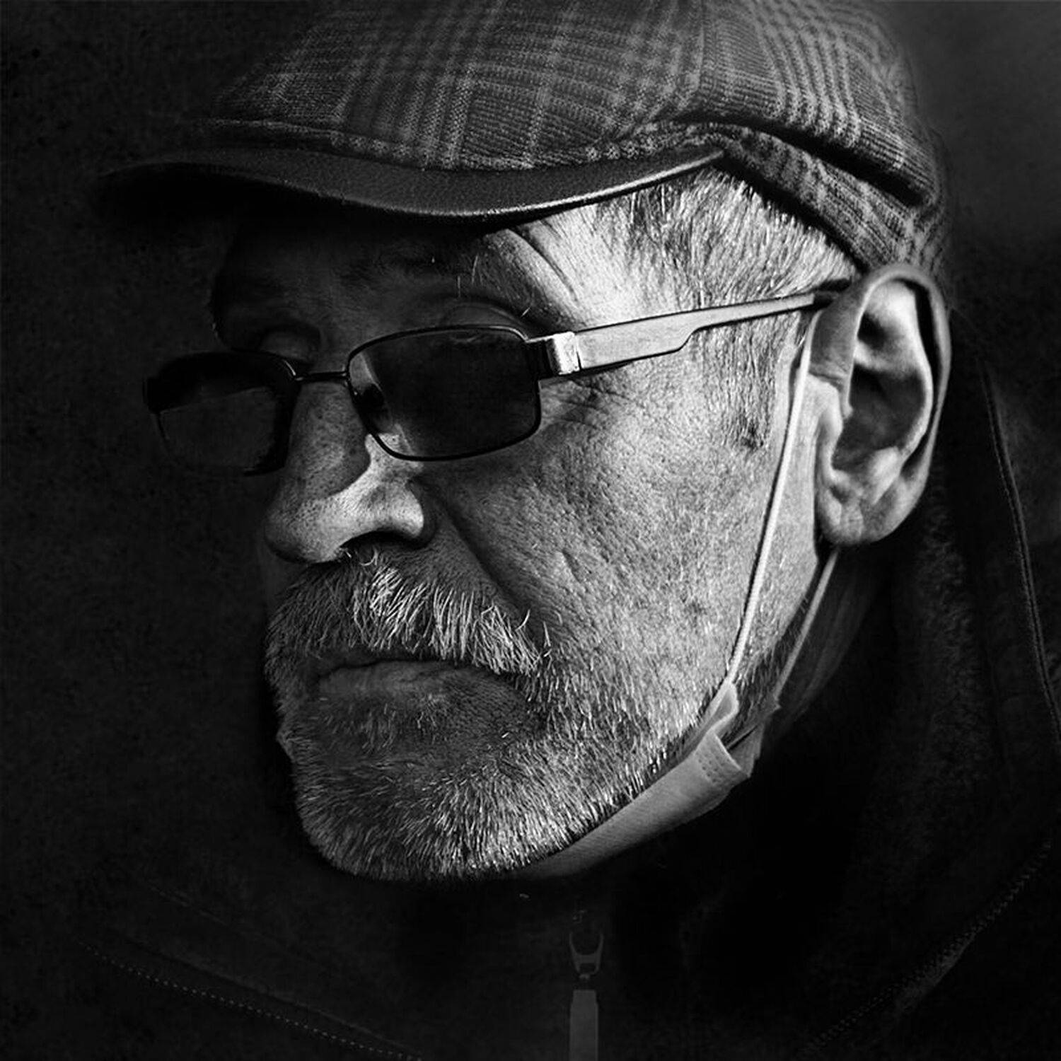 #портрет #квадрат #калининюрий #чбфото #уличнаяфотография #юрец #люди #лица #город #санктпетербург #фотограф #street_portrait, Юрий Калинин