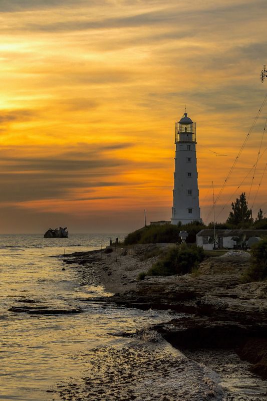 пейзаж, природа, небо, маяк, берег, вечер, закат, море Маяк фото превью