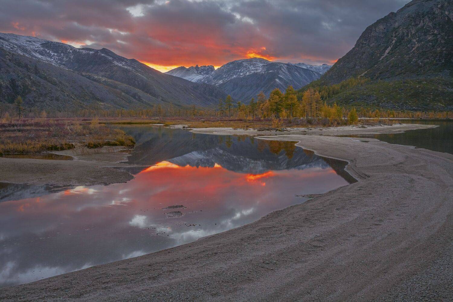 Фототуры с Владимиром Рябковым, #озероджекалондона #колыма #loves_russia #nikonrussia #landscape_russia #ru_landscape  #русскийсевер #landscapephotography #photoarena_nature #Russiannature #большаястрана #russpasibo #topnature #lovelyRussia #природаРоссии, Владимир Рябков