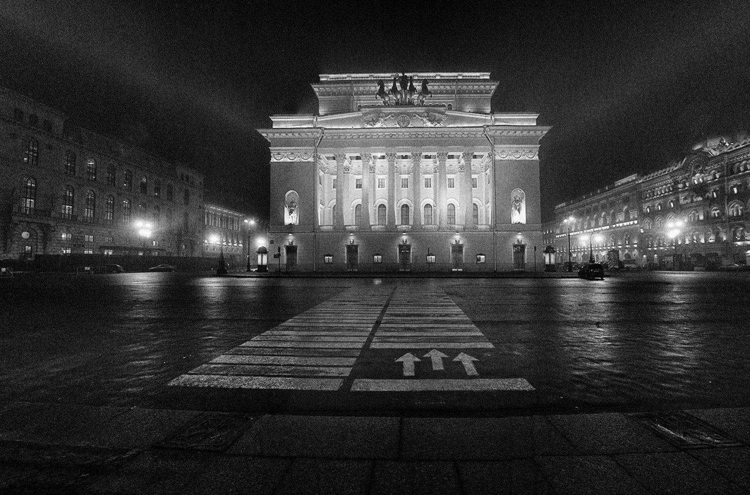 #Россия#Санкт-Петербург#Ноябрь#, #Россия#Санкт-Петербург#Ноябрь#, Александринский театр, Ночь, Ноябрь, Россия, Санкт-Петербург, Туман, Павел Жданов