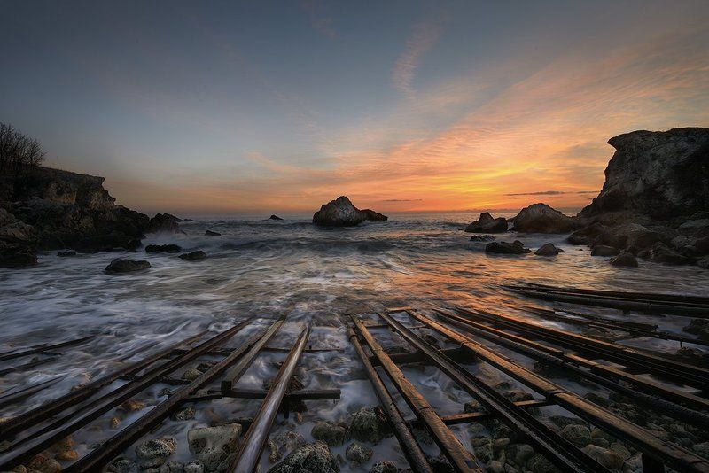 Восход солнца на Черном море фото превью