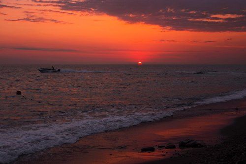 Уходящий день, уходящий свет...