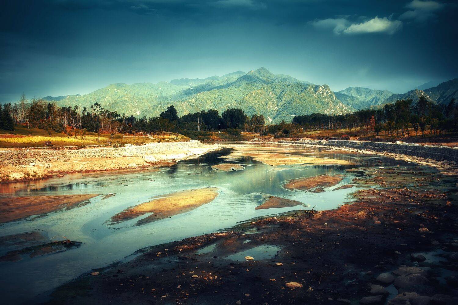 南山深秋, 吴 微雨墨烟鸿