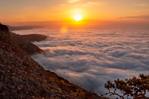 Рассвет над мягким морем