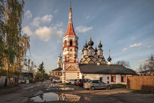 Суздаль. Яркий солнечный день