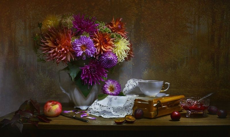 still life, натюрморт, астры, цветы, фото натюрморт, георгины, слива, яблоки, осень Ещё сентябрь, ещё не осень... фото превью
