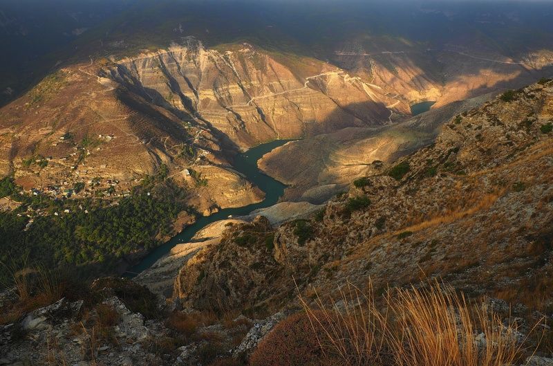 Рассвет над каньоном фото превью