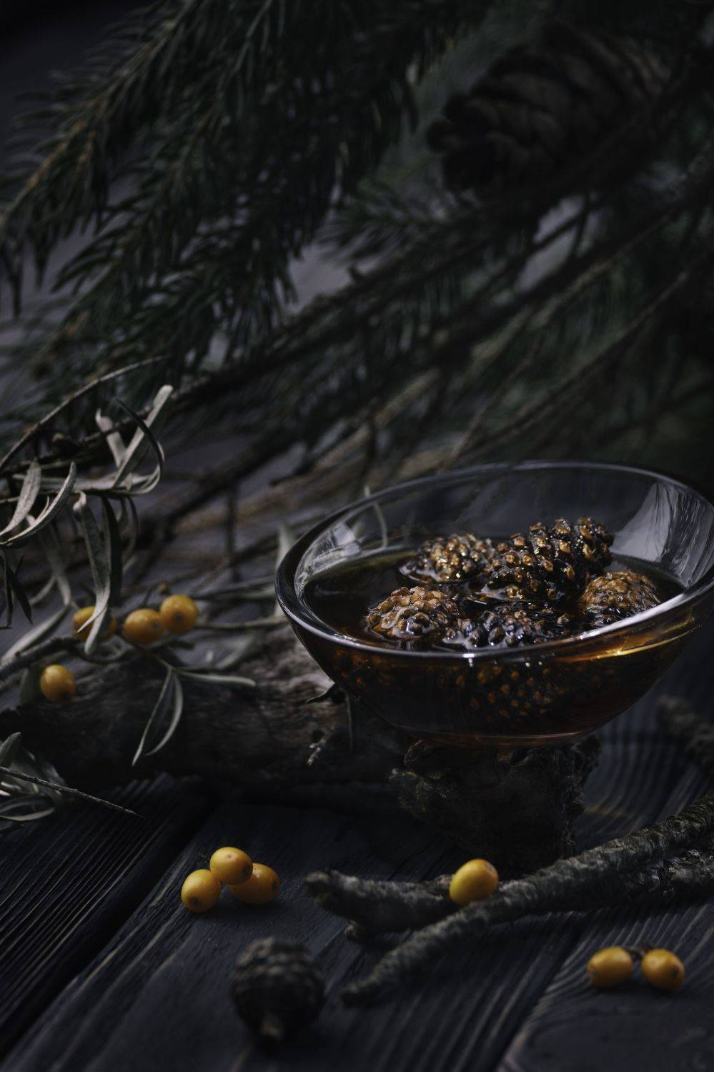 Еловые шишки, варенье, облепиха, Liubomyr Iasin