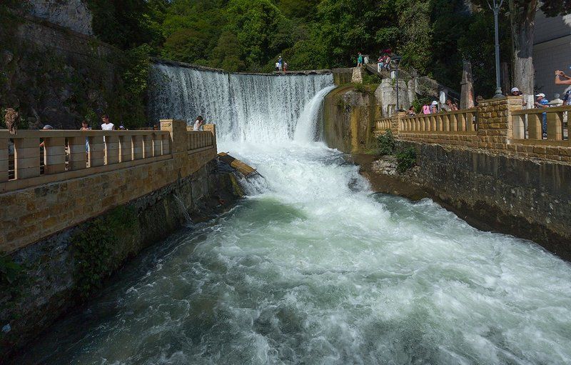 Прогулка по реке Псырцха (Абхазия) фото превью