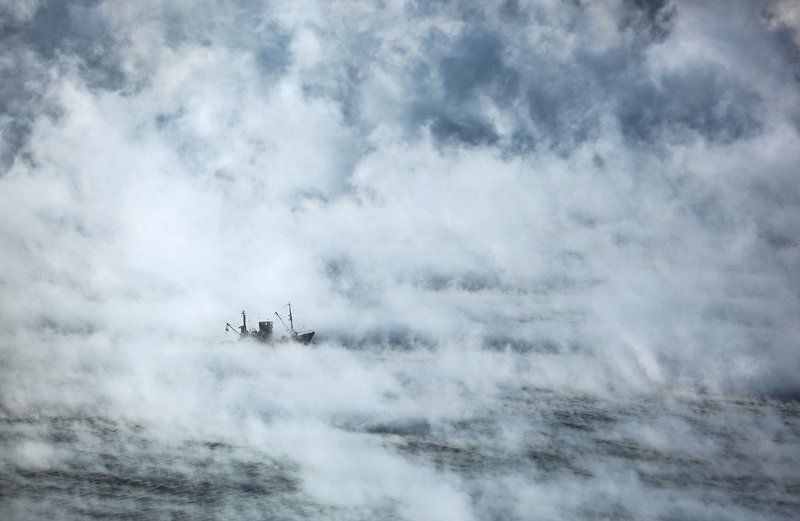 В облаках фото превью