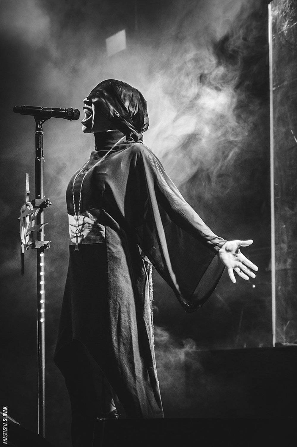Аркан, Взрыв, Дым, Концерт, Крик, Магия, Музыка, Наргиз, Наргиз закирова, Свет, Стихии, Сумрак, Энергия, Словак Анастасия