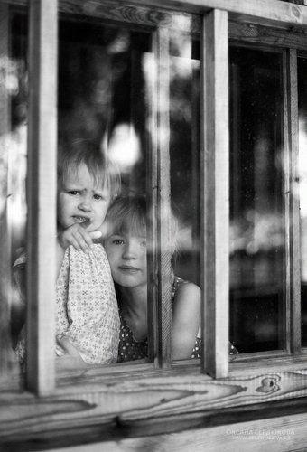 Бровки домиком..