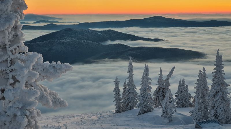 Утро в горах фото превью