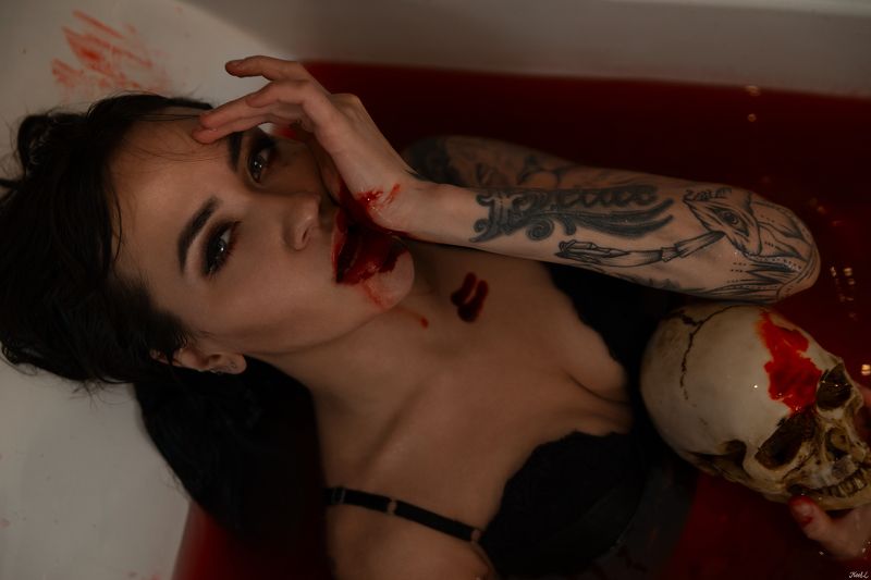 Vampire фото превью