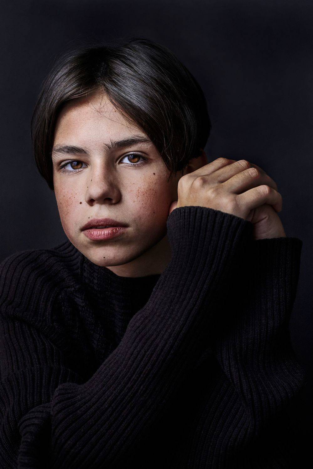 , Антон Леонов