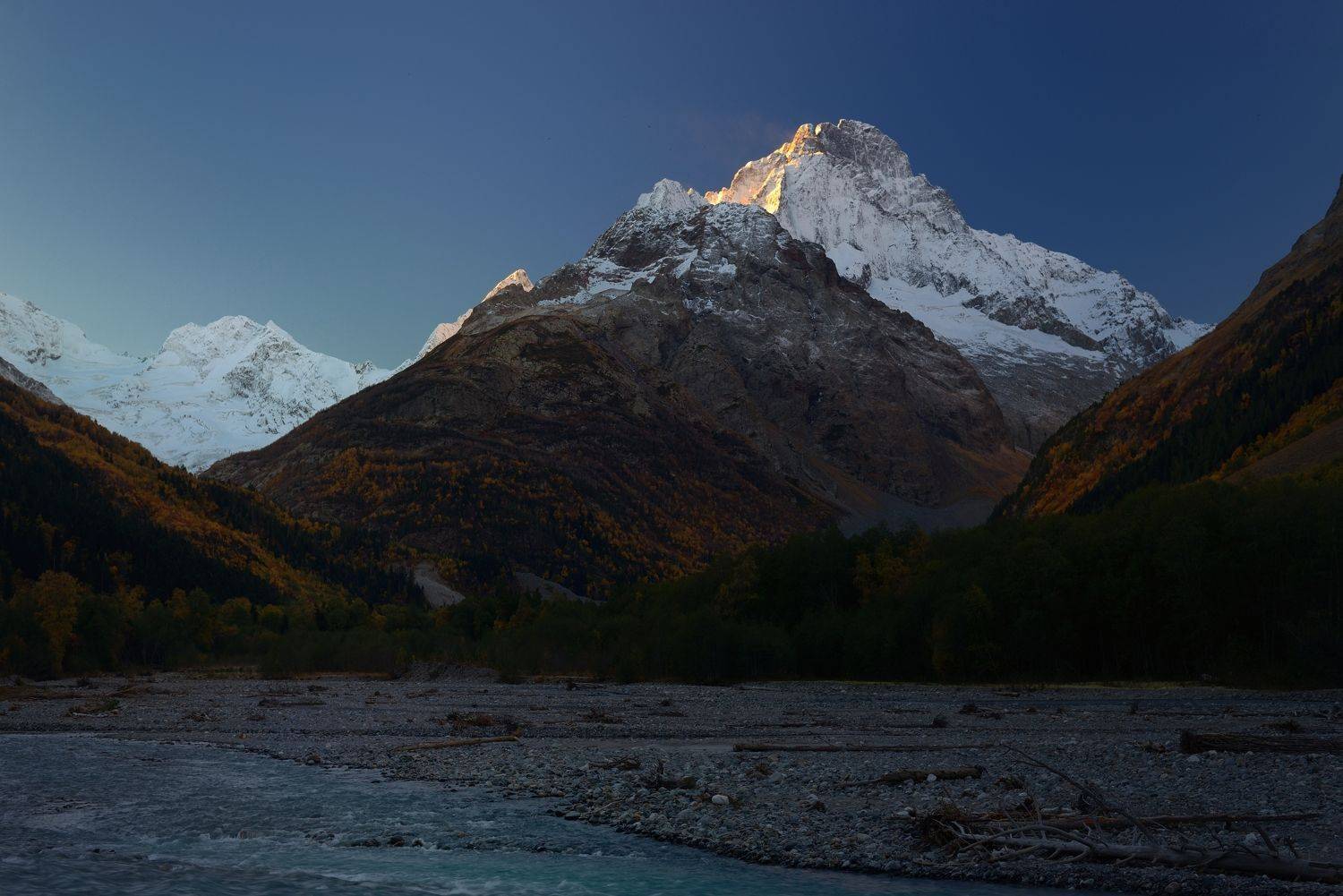 горы осень аксаут, Александр Жарников