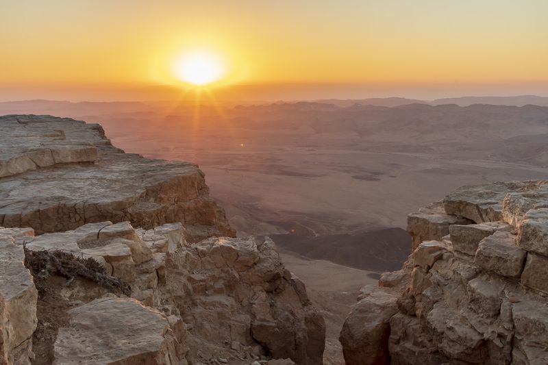 sunset in desert фото превью